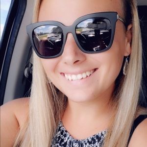 Meet your Posher, Megan